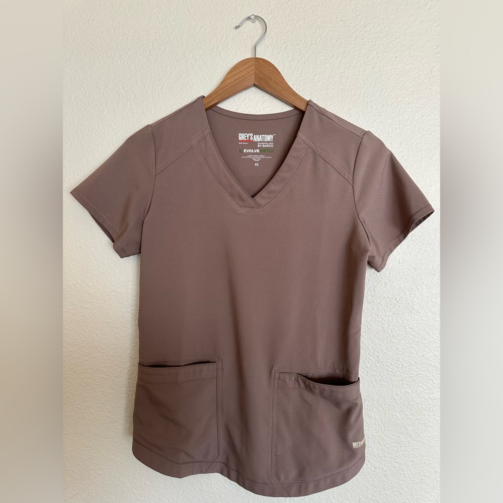 Grey's Anatomy by Barco Evolve Strecth V-Neck Scrub Top XS